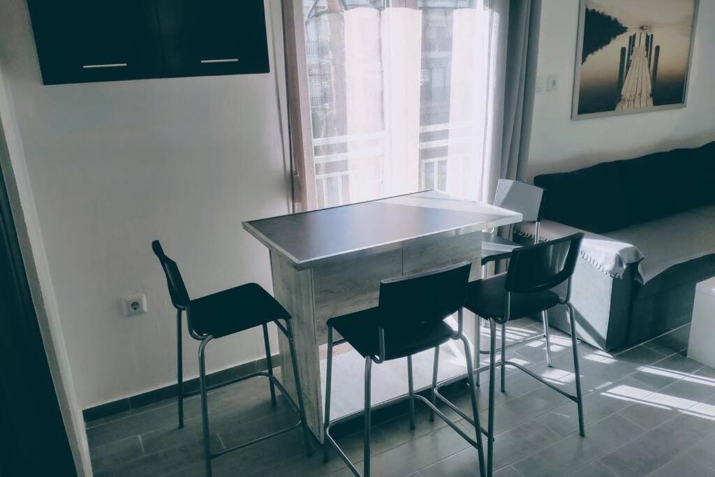 Deluxe Apartment By Prima Lodging テッサロニキ エクステリア 写真