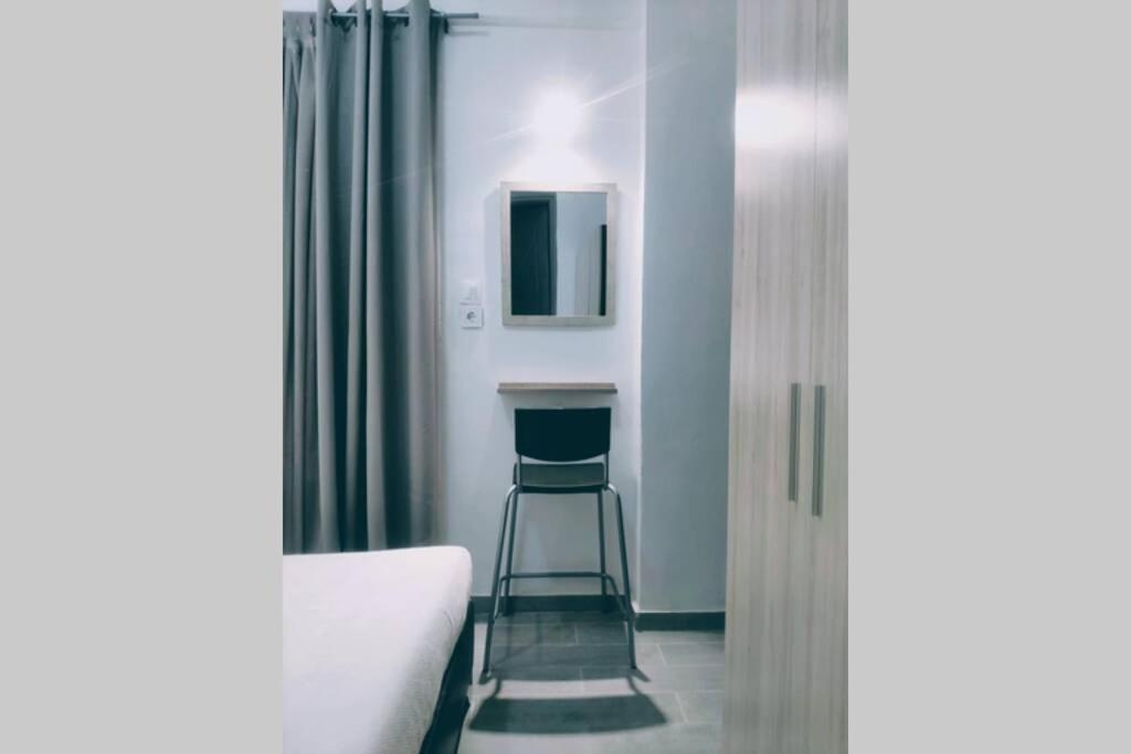 Deluxe Apartment By Prima Lodging テッサロニキ エクステリア 写真