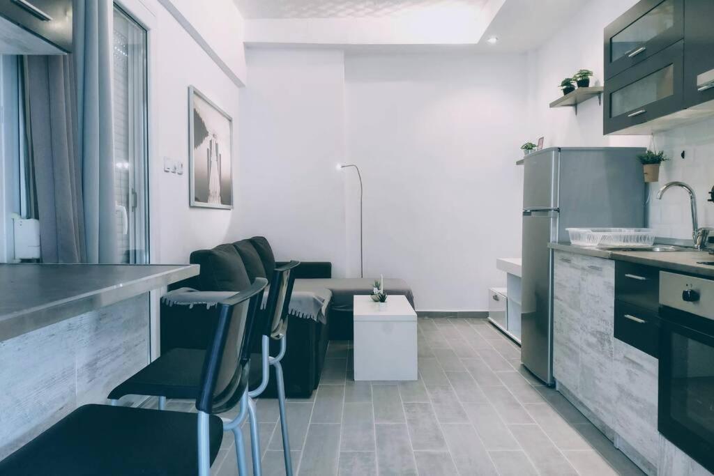 Deluxe Apartment By Prima Lodging テッサロニキ エクステリア 写真