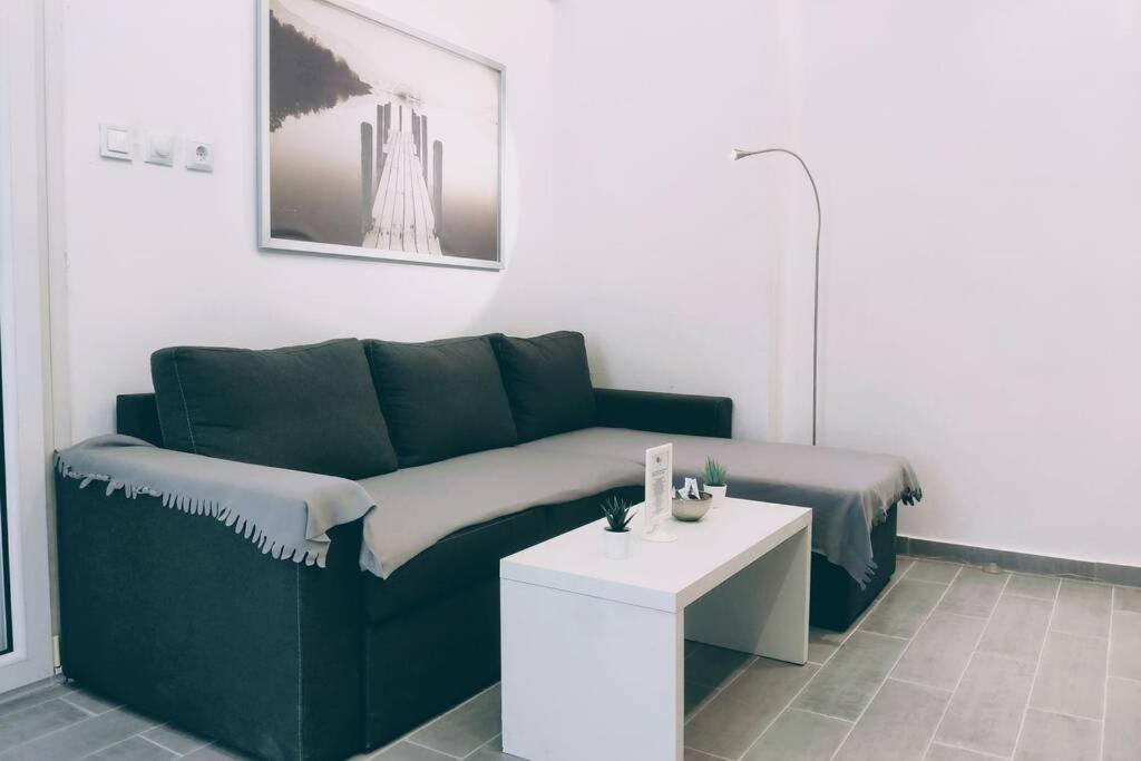 Deluxe Apartment By Prima Lodging テッサロニキ エクステリア 写真