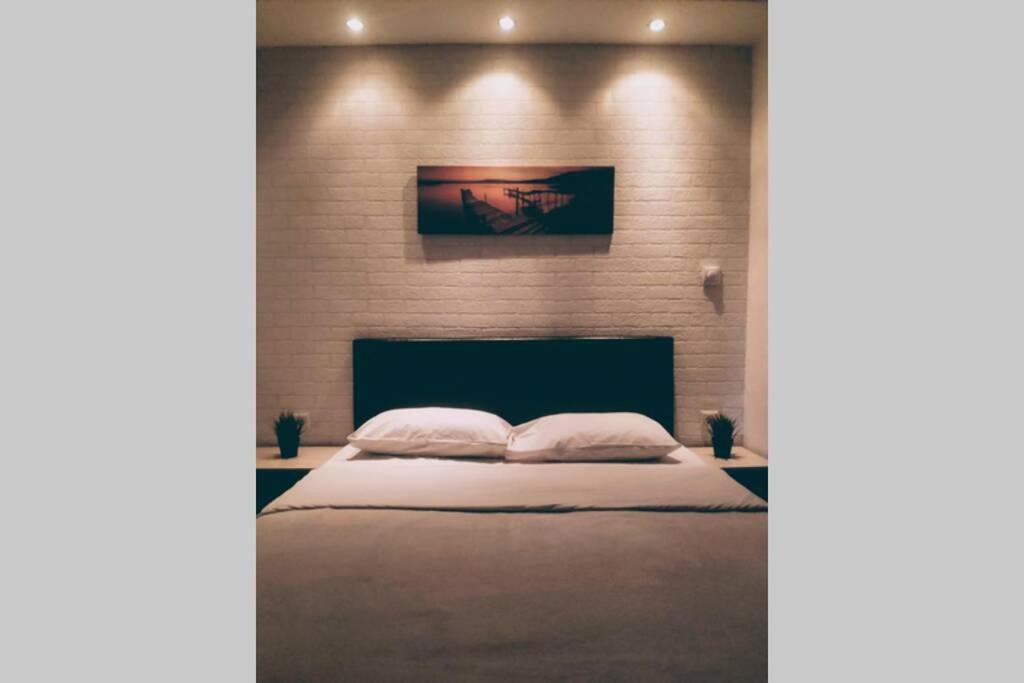 Deluxe Apartment By Prima Lodging テッサロニキ エクステリア 写真